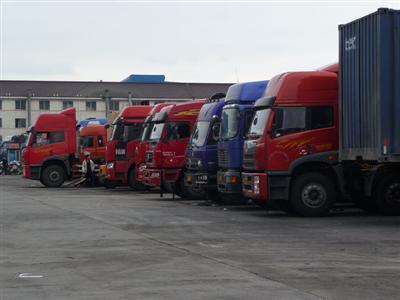 太倉(cāng)浮橋至曲靖精品回程車物流專線 高效經(jīng)濟(jì)的汽車物流解決方案